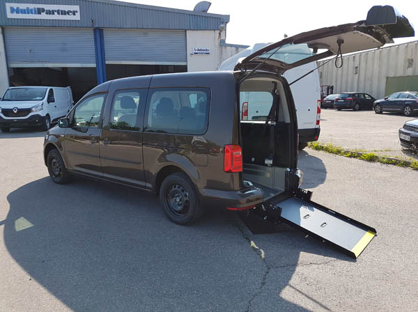 Rabljena-vozila-za-prijevoz-osova-s-invaliditetom